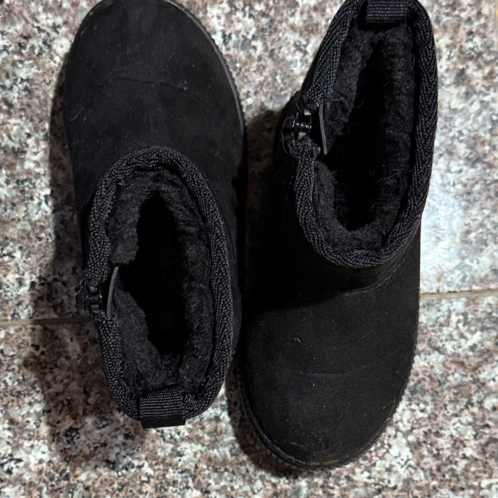 Cat & Jack Black Kids Boots